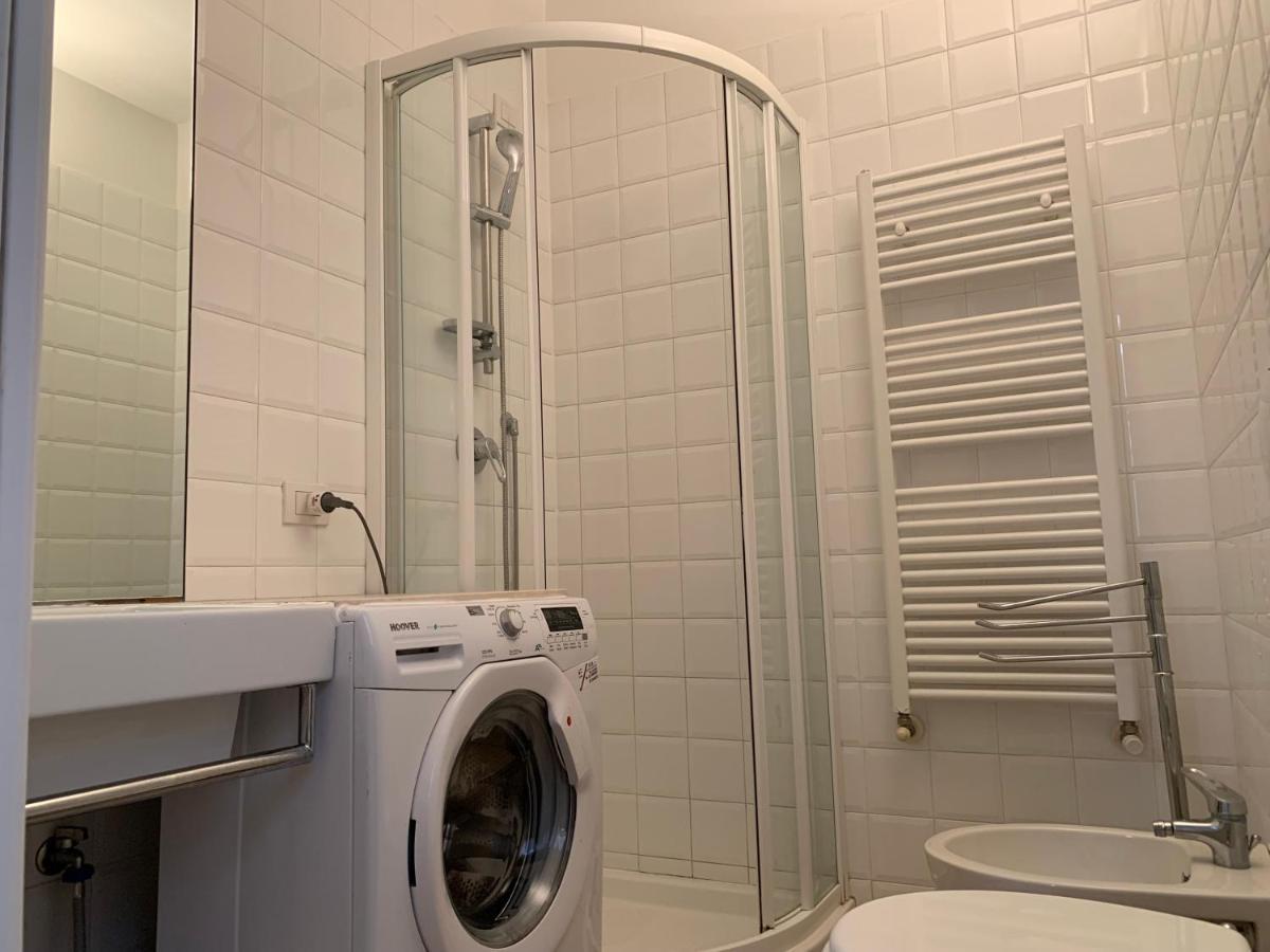 Bilocale Di Ringhiera In Corso Como/Garibaldi Milan Luaran gambar